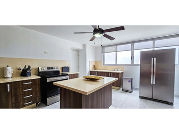 Se vende penthouse en punta pacifica