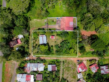 Se vende lote en Nuevo Emperador