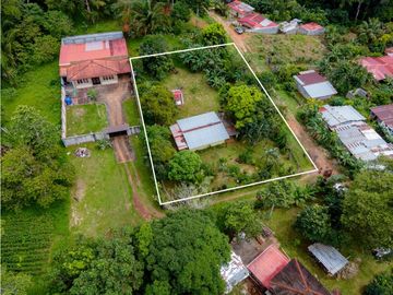 Se vende lote en Nuevo Emperador