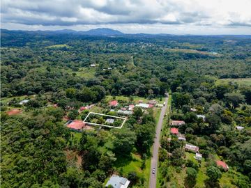 Se vende lote en Nuevo Emperador