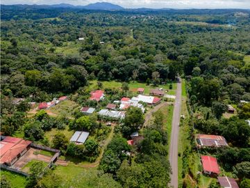 Se vende lote en Nuevo Emperador