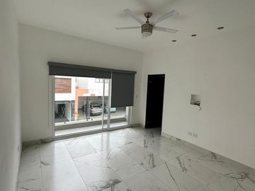 Casa en venta en Vistancias 2do Sector Carretera Nacional