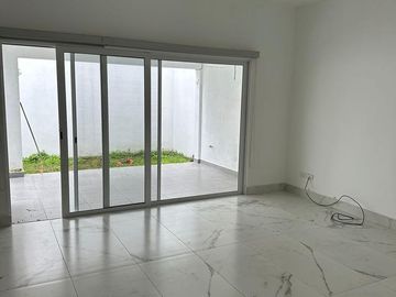 Casa en venta en Vistancias 2do Sector Carretera Nacional