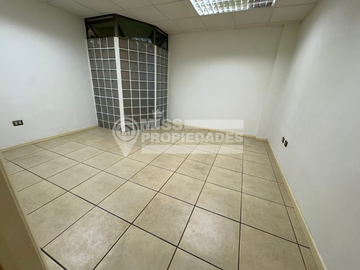 SE VENDE OFICINA EDIFICIO MEDICO HISTONOR SECTOR CENTRO