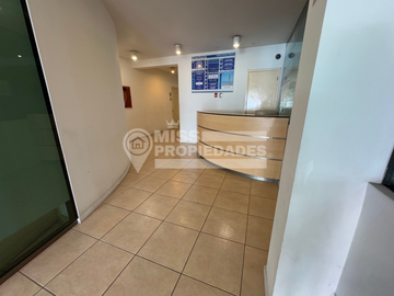 SE VENDE OFICINA EDIFICIO MEDICO HISTONOR SECTOR CENTRO
