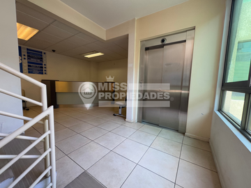 SE VENDE OFICINA EDIFICIO MEDICO HISTONOR SECTOR CENTRO