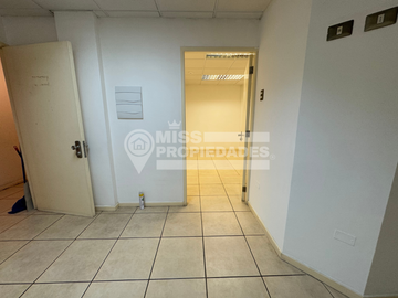 SE VENDE OFICINA EDIFICIO MEDICO HISTONOR SECTOR CENTRO