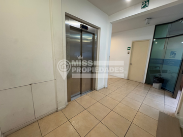 SE VENDE OFICINA EDIFICIO MEDICO HISTONOR SECTOR CENTRO