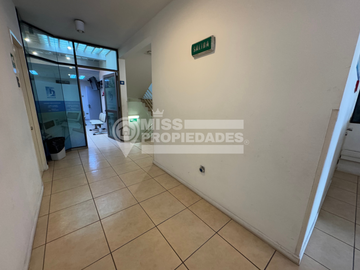 SE VENDE OFICINA EDIFICIO MEDICO HISTONOR SECTOR CENTRO
