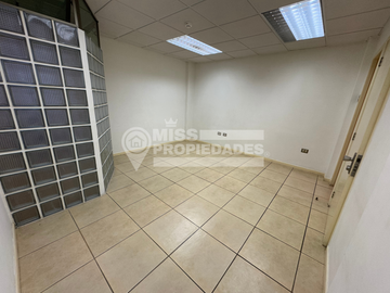 SE VENDE OFICINA EDIFICIO MEDICO HISTONOR SECTOR CENTRO