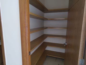 Se vende departamento en Lomas Altas