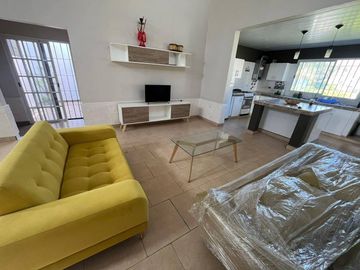 Casa en venta de 3 dormitorios c/ cochera en El Cadillal