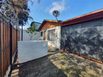 Casa en Venta en Av. Américo Vespucio