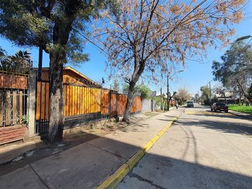 Casa en Venta en Av. Américo Vespucio