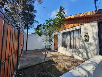Casa en Venta en Av. Américo Vespucio