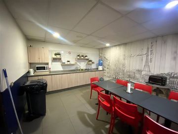 Departamento en Venta en Sargento Aldea / Estacionamiento y Bodega / 2D y1B