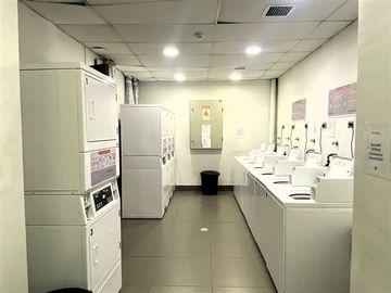 Departamento en Venta en Sargento Aldea / Estacionamiento y Bodega / 2D y1B