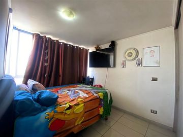 Departamento en Venta en Sargento Aldea / Estacionamiento y Bodega / 2D y1B