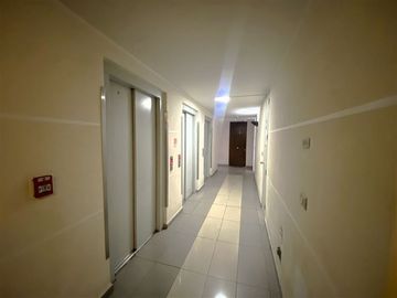 Departamento en Venta en Sargento Aldea / Estacionamiento y Bodega / 2D y1B