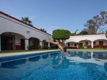 Hotel de Lujo en Venta con Excelente Ocupación en Cuernavaca, Mórelos