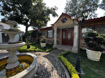 Hotel de Lujo en Venta con Excelente Ocupación en Cuernavaca, Mórelos