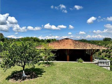 Finca Agroturismo En Venta En Alcala-Valle