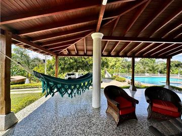 Finca Agroturismo En Venta En Alcala-Valle