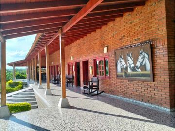 Finca Agroturismo En Venta En Alcala-Valle