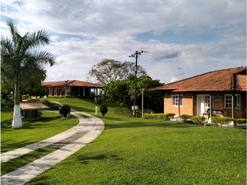 Finca Agroturismo En Venta En Alcala-Valle
