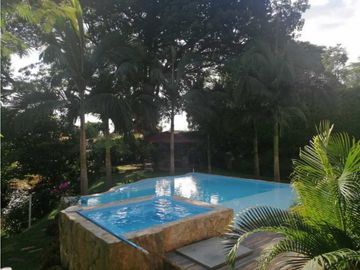 Se vende casa campestre en conjunto, Quindio