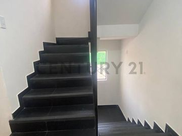 Oportunidad única! Casa de 3 pisos en venta en San Borja