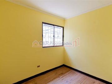 Casa en Venta en CASA GRAN TERRENO / LA CISTERNA
