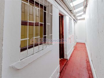 Casa en Venta en CASA GRAN TERRENO / LA CISTERNA