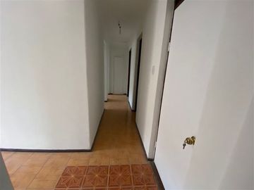Casa en Venta en CASA/ OFICINA METRO RODRIGO DE ARAYA