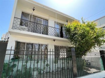 Casa en Venta en HERMOSA CASA CLÁSICA !!