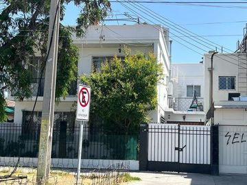 Casa en Venta en HERMOSA CASA CLÁSICA !!