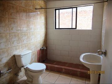 Casa en Venta en Metro Simón Bolivar / Avenida Ossa
