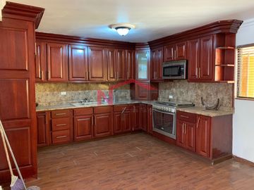 CASA EN VENTA EN VILLA BONITA RESIDENCIAL