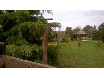 Oliveros: Terreno de 603 m2 en Venta en Barrio urbano de Quintas, Santa Fe, Argentina