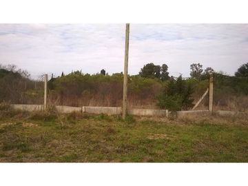 Oliveros: Terreno de 603 m2 en Venta en Barrio urbano de Quintas, Santa Fe, Argentina