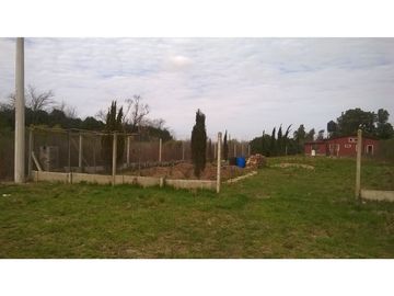 Oliveros: Terreno de 603 m2 en Venta en Barrio urbano de Quintas, Santa Fe, Argentina