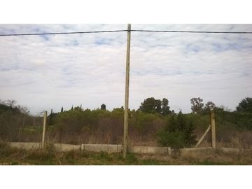 Oliveros: Terreno de 603 m2 en Venta en Barrio urbano de Quintas, Santa Fe, Argentina