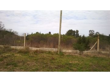 Oliveros: Terreno de 603 m2 en Venta en Barrio urbano de Quintas, Santa Fe, Argentina