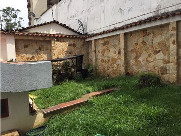 VENTA HERMOSA CASA CRISTALES OESTE CALI (GH)