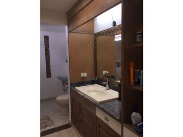 VENTA HERMOSA CASA CRISTALES OESTE CALI (GH)