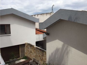 VENTA HERMOSA CASA CRISTALES OESTE CALI (GH)