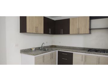 SE VENDE CASA EN CONJUNTO CERRADO DE CIRCASIA