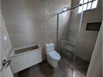 SE VENDE CASA EN CONJUNTO PARA ESTRENAR EN LOS ALPES