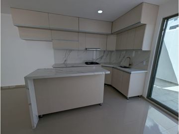 SE VENDE CASA EN CONJUNTO PARA ESTRENAR EN LOS ALPES