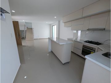 SE VENDE CASA EN CONJUNTO PARA ESTRENAR EN LOS ALPES